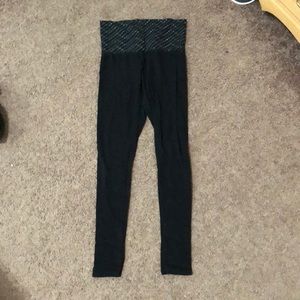 Black leggings with adjustable waistband